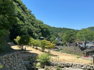 行基の湯跡地（近景）