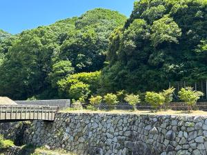 行基の湯跡地（遠景）